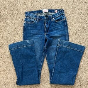 Women’s Wrangler trouser jeans- 26/34